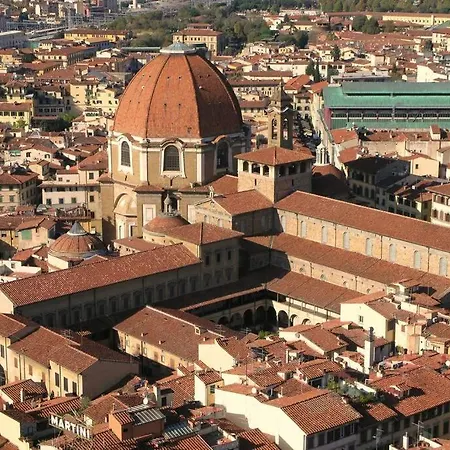 Medici Chapels Terrace - View * Floransa